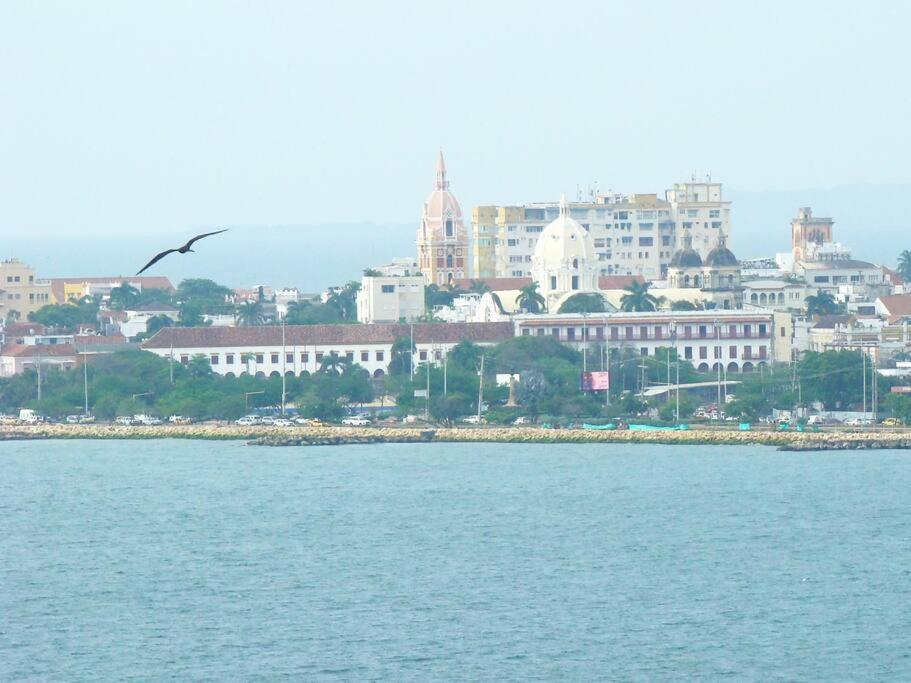 Apartamento , Vista A La Ciudad Antigua Y Playa Cartagena Esterno foto